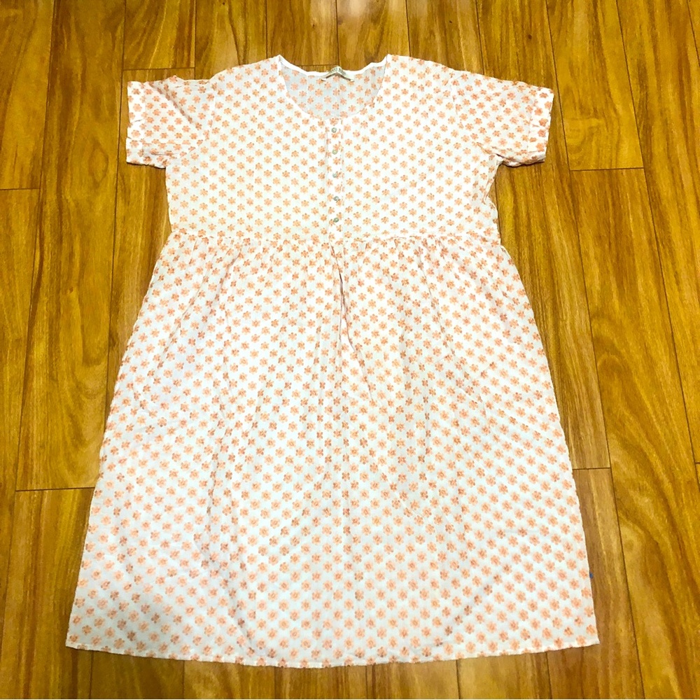 💚 Brass & roe white embroidered flower dress
❗️OFFERS ONLY❗️read description